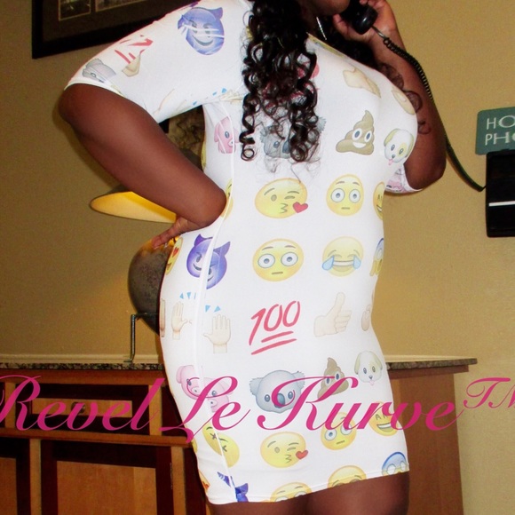 Emoji dress - Picture 2 of 5